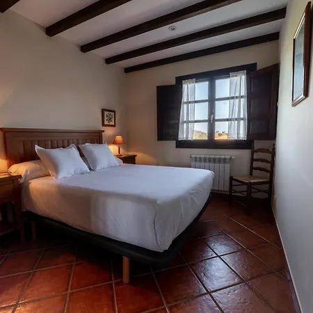 شقة Turisticos Antanielles *